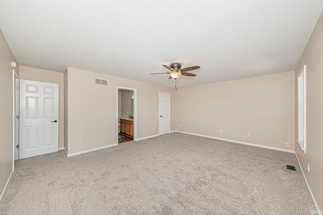 10832 Deep Creek Court, Fort Wayne, IN 46804
