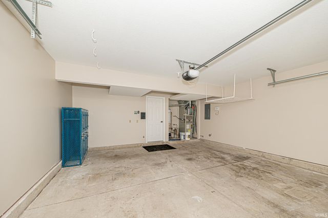 10832 Deep Creek Court, Fort Wayne, IN 46804