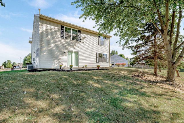 10832 Deep Creek Court, Fort Wayne, IN 46804