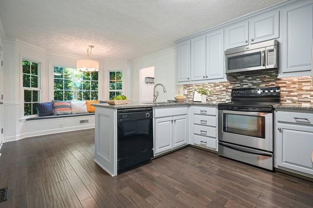 4901 Thornwood Knoll NW, Acworth, GA 30102