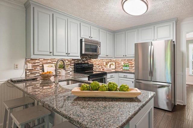 4901 Thornwood Knoll NW, Acworth, GA 30102