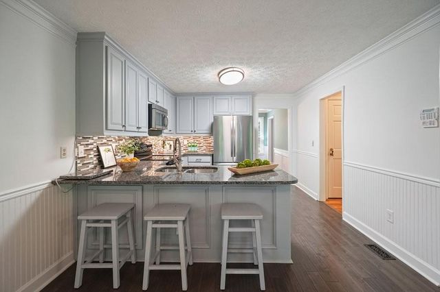 4901 Thornwood Knoll NW, Acworth, GA 30102