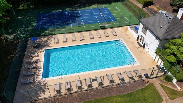 4901 Thornwood Knoll NW, Acworth, GA 30102