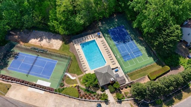 4901 Thornwood Knoll NW, Acworth, GA 30102