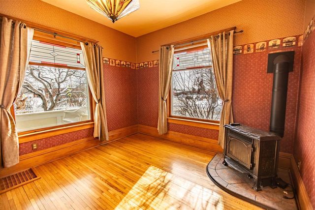 214 S 8th Street, Mount Horeb, WI 53572