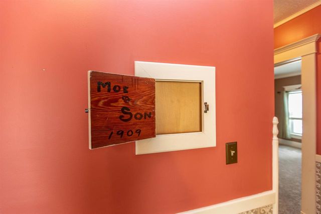 214 S 8th Street, Mount Horeb, WI 53572