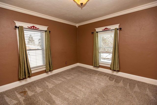 214 S 8th Street, Mount Horeb, WI 53572