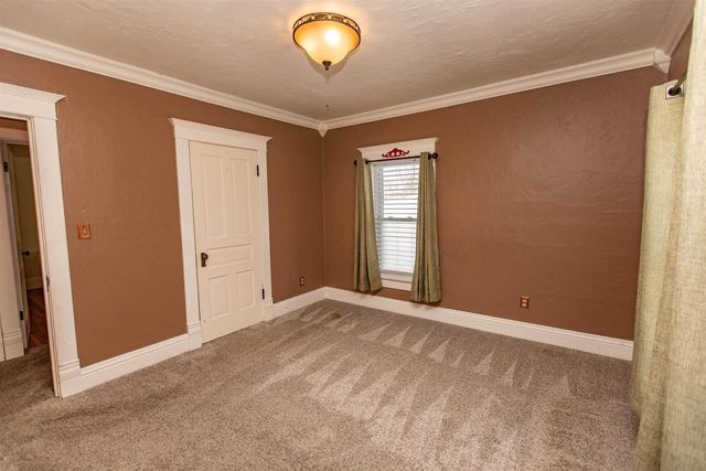 214 S 8th Street, Mount Horeb, WI 53572