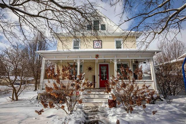 214 S 8th Street, Mount Horeb, WI 53572