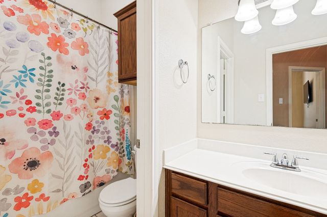 605 Southwind Drive, Arlington, TX 76002