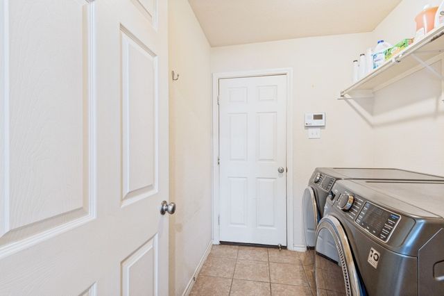605 Southwind Drive, Arlington, TX 76002