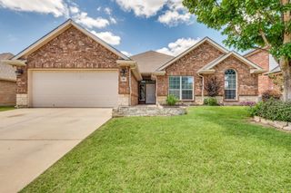 605 Southwind Drive, Arlington, TX 76002