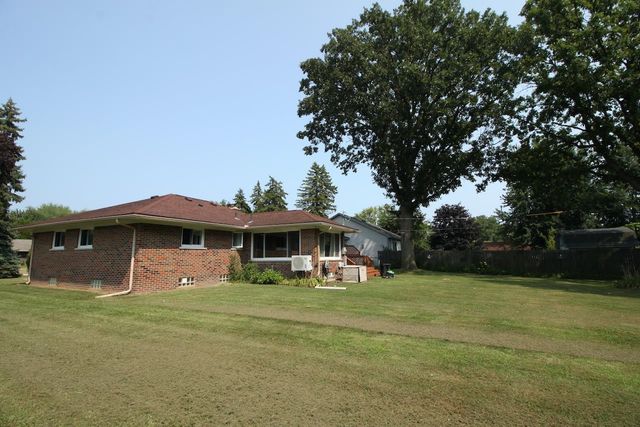 23348 Harvard Shore Drive, Clinton Township, MI 48035