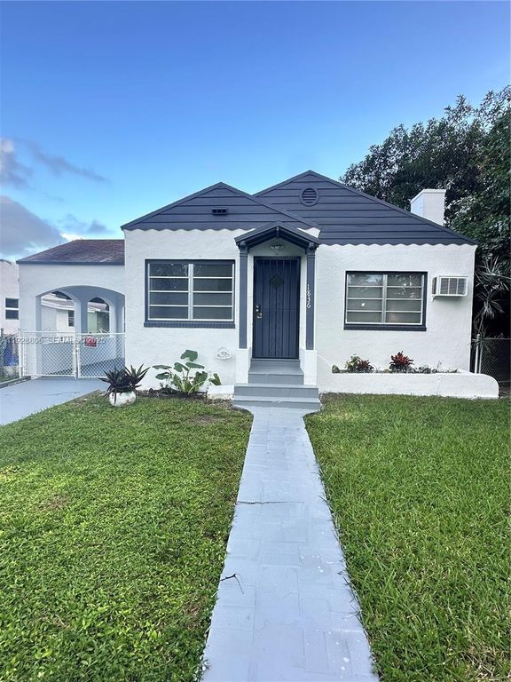 1836 NW 33rd St 0, Miami, FL 33142