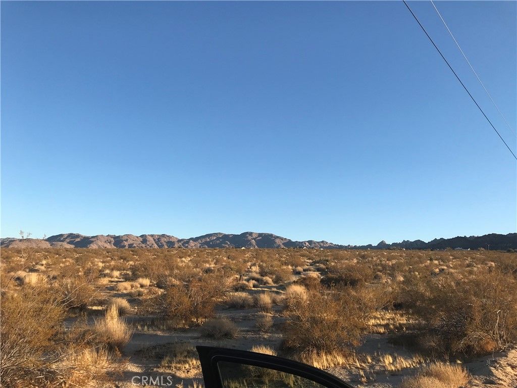 Image 5 of property listing at 0 Dorth, 29 Palms, CA 92277