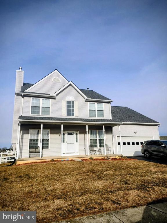 4 ALDEN CT, New Castle, DE 19720