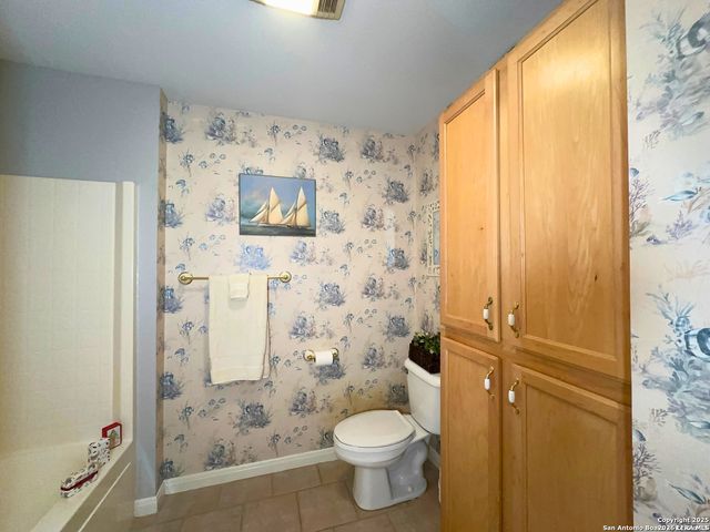 1265 Buttercup, New Braunfels, TX 78130