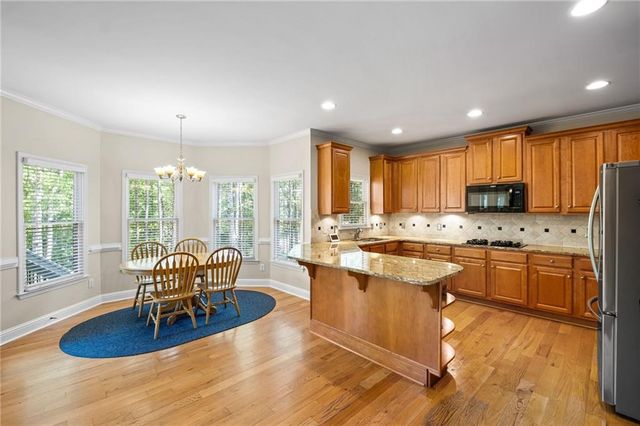 414 Lake Point Trace, Canton, GA 30114