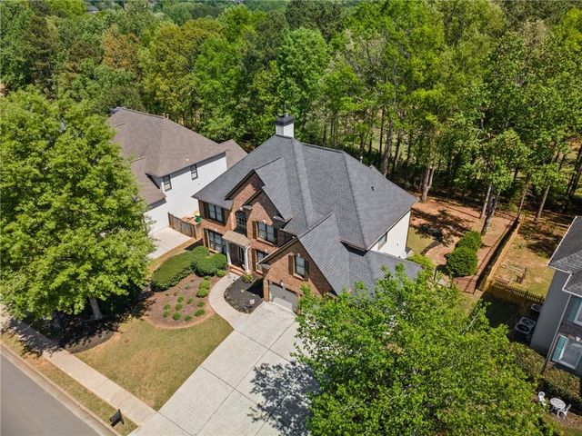 414 Lake Point Trace, Canton, GA 30114