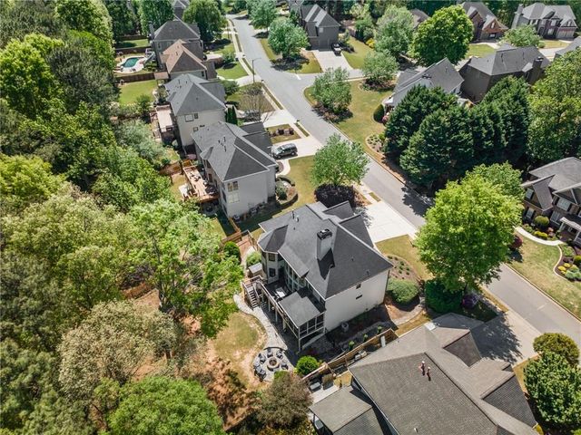 414 Lake Point Trace, Canton, GA 30114