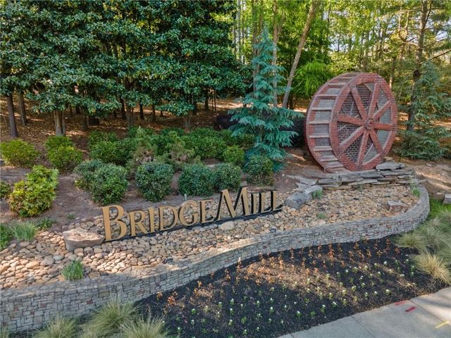 414 Lake Point Trace, Canton, GA 30114