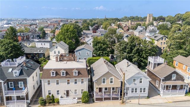 26 Lee Avenue, Newport, RI 02840