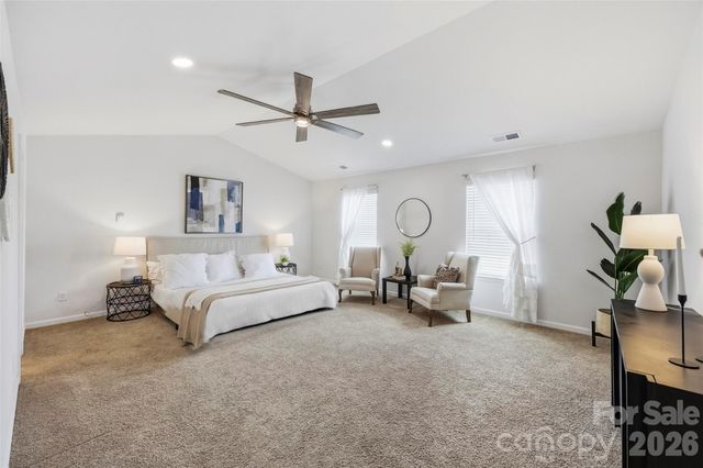 7572 Nolen Farm Drive, Gastonia, NC 28056