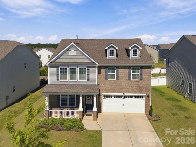 7572 Nolen Farm Drive, Gastonia, NC 28056