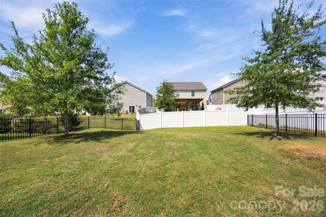 7572 Nolen Farm Drive, Gastonia, NC 28056