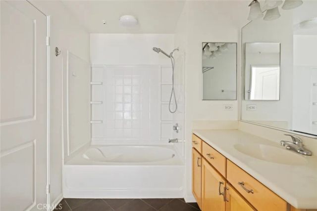 6400 Crescent Park E 111, Playa Vista, CA 90094