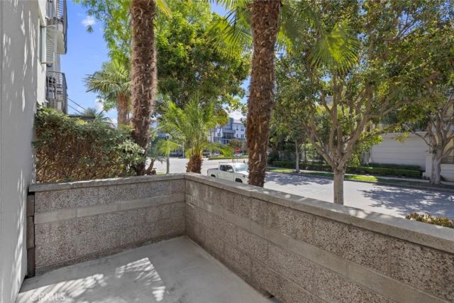 6400 Crescent Park E 111, Playa Vista, CA 90094