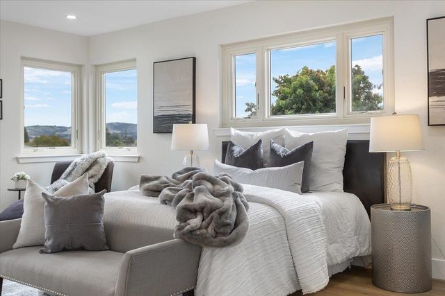 18840 Cameo Ct, Castro Valley, CA 94546