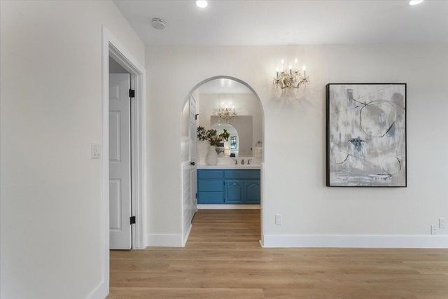 18840 Cameo Ct, Castro Valley, CA 94546