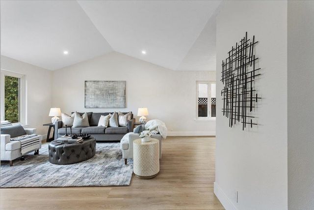 18840 Cameo Ct, Castro Valley, CA 94546