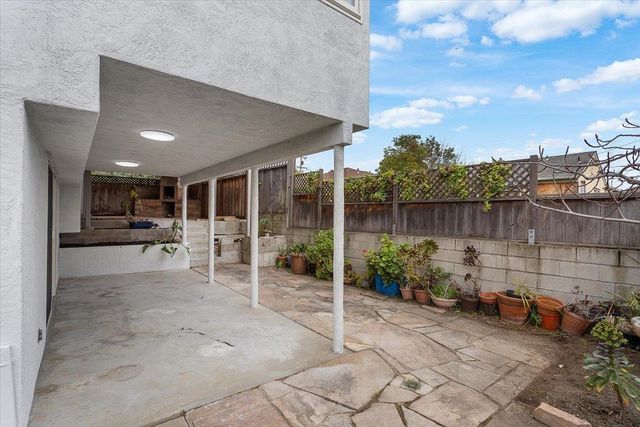 18840 Cameo Ct, Castro Valley, CA 94546