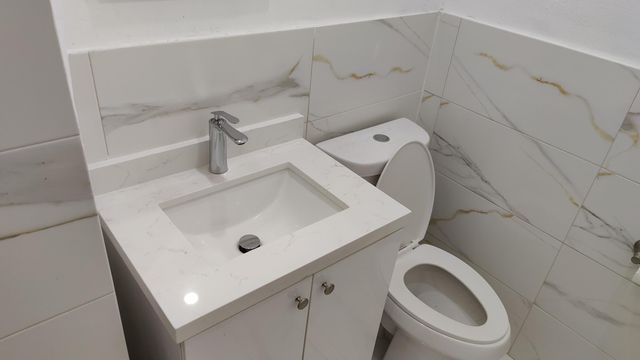 408 SW 24th Avenue, Fort Lauderdale, FL 33312