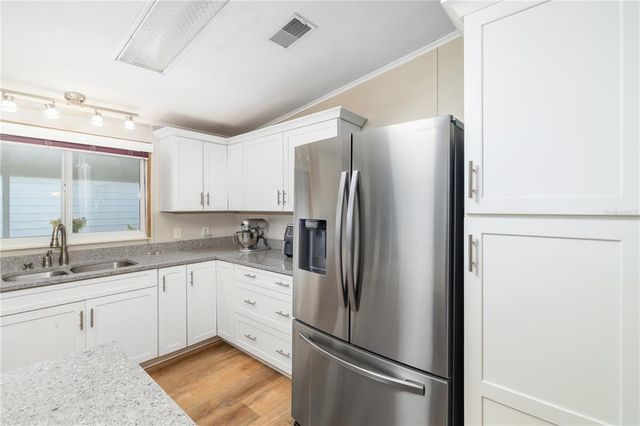 1001 STARKEY ROAD 310, Largo, FL 33771