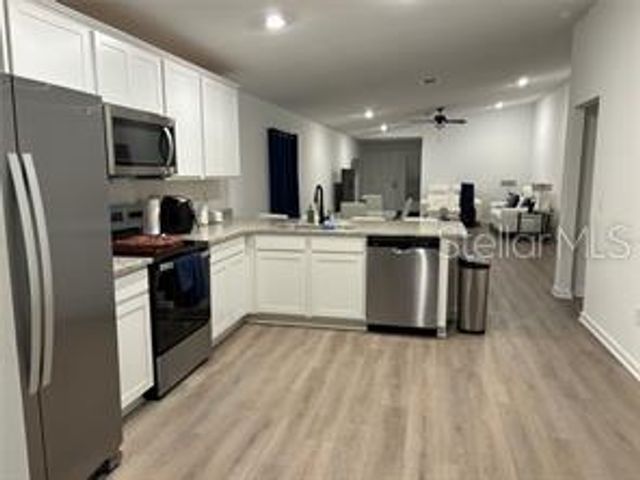 5761 HELMSMAN COURT, Tampa, FL 33619