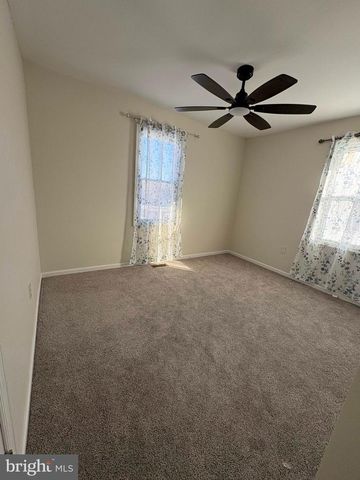 330 W PEACH ST, Vineland, NJ 08360