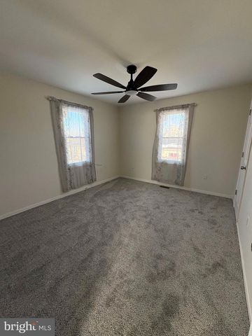 330 W PEACH ST, Vineland, NJ 08360