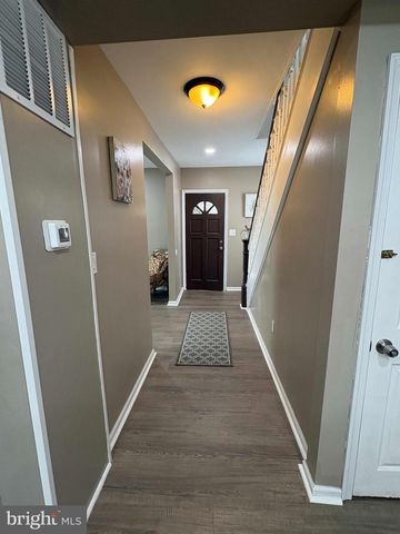 330 W PEACH ST, Vineland, NJ 08360