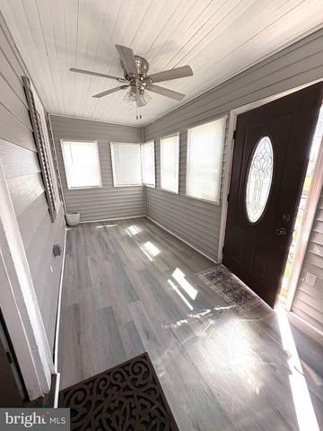 330 W PEACH ST, Vineland, NJ 08360
