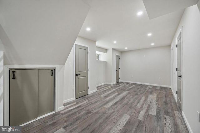 2404 GOLF RD, Philadelphia, PA 19131
