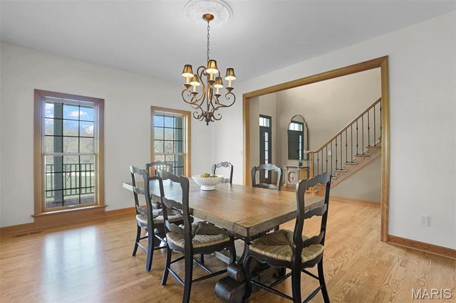 2066 Spring Valley Drive, Washington, MO 63090