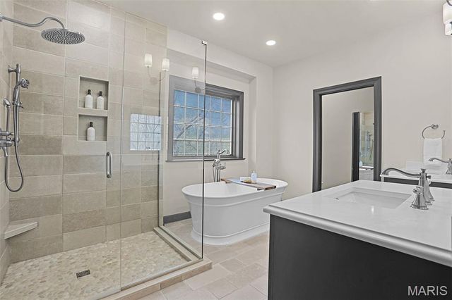 2066 Spring Valley Drive, Washington, MO 63090