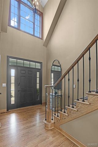 2066 Spring Valley Drive, Washington, MO 63090