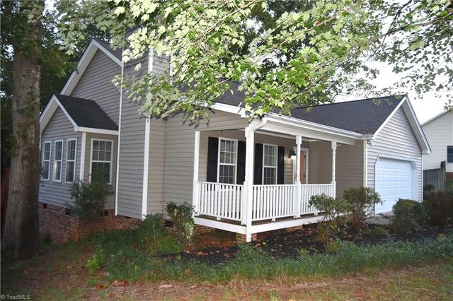 3704 Signet Drive, Winston-salem, NC 27101