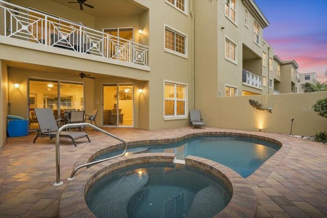 702 GRANADA AVENUE 7, Venice, FL 34285