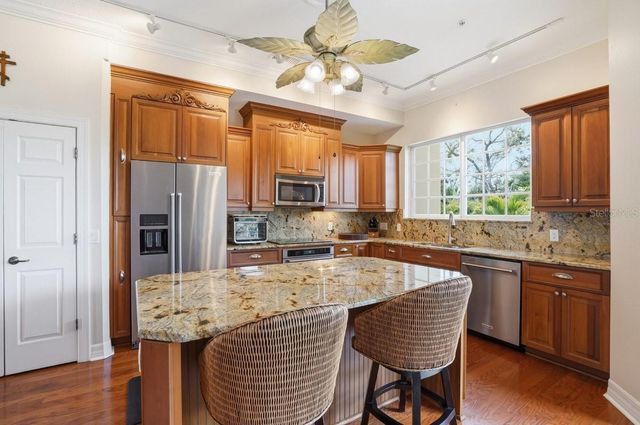 702 GRANADA AVENUE 7, Venice, FL 34285