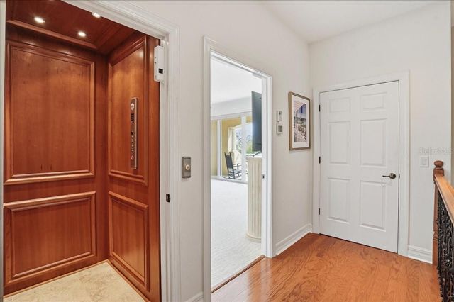 702 GRANADA AVENUE 7, Venice, FL 34285